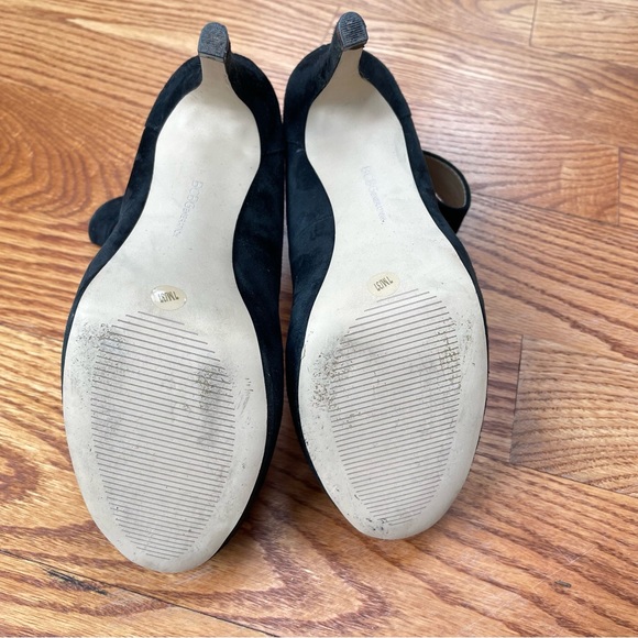 bcbg black heels with ankle strap